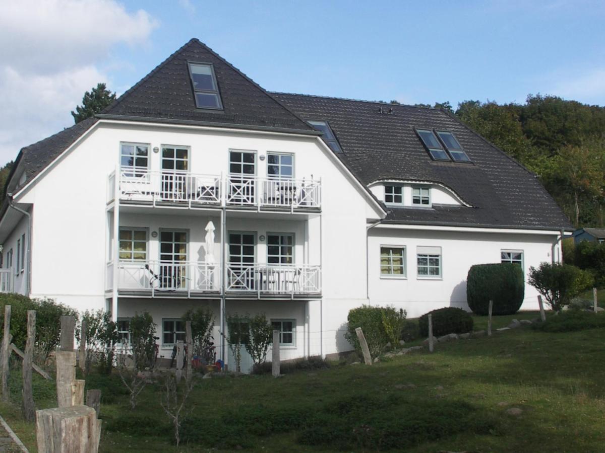 Traumblick Und Komfort - Lichtdurchflutete 85 Qm Wohnung Nahe Suedstrand Goehren Inklusive Schwimmbad Und Sauna Im Ahoi Sellin Luaran gambar
