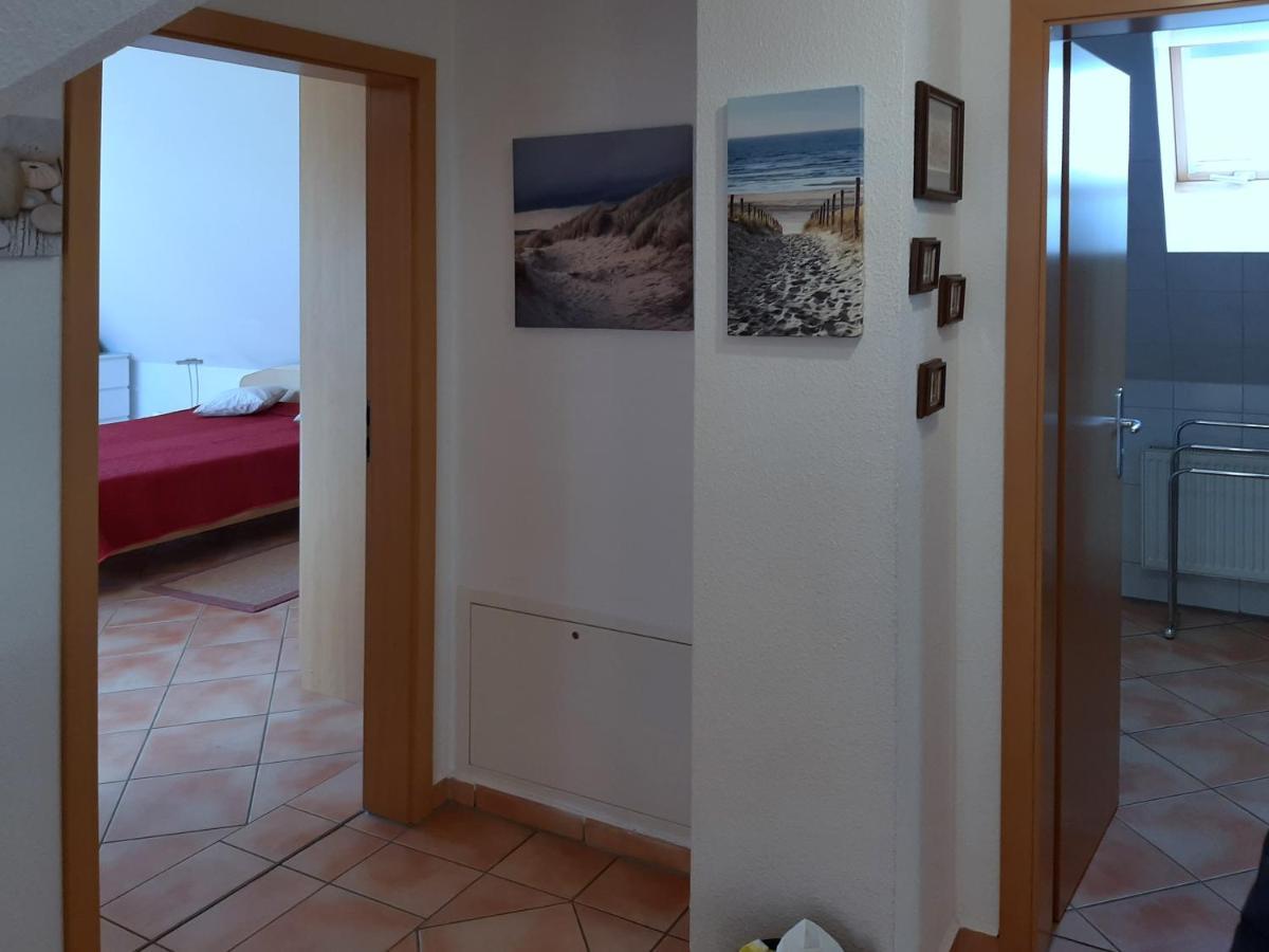 Traumblick Und Komfort - Lichtdurchflutete 85 Qm Wohnung Nahe Suedstrand Goehren Inklusive Schwimmbad Und Sauna Im Ahoi Sellin Luaran gambar