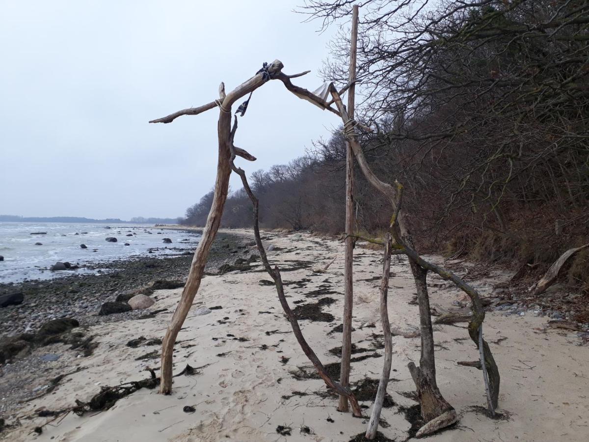 Traumblick Und Komfort - Lichtdurchflutete 85 Qm Wohnung Nahe Suedstrand Goehren Inklusive Schwimmbad Und Sauna Im Ahoi Sellin Luaran gambar