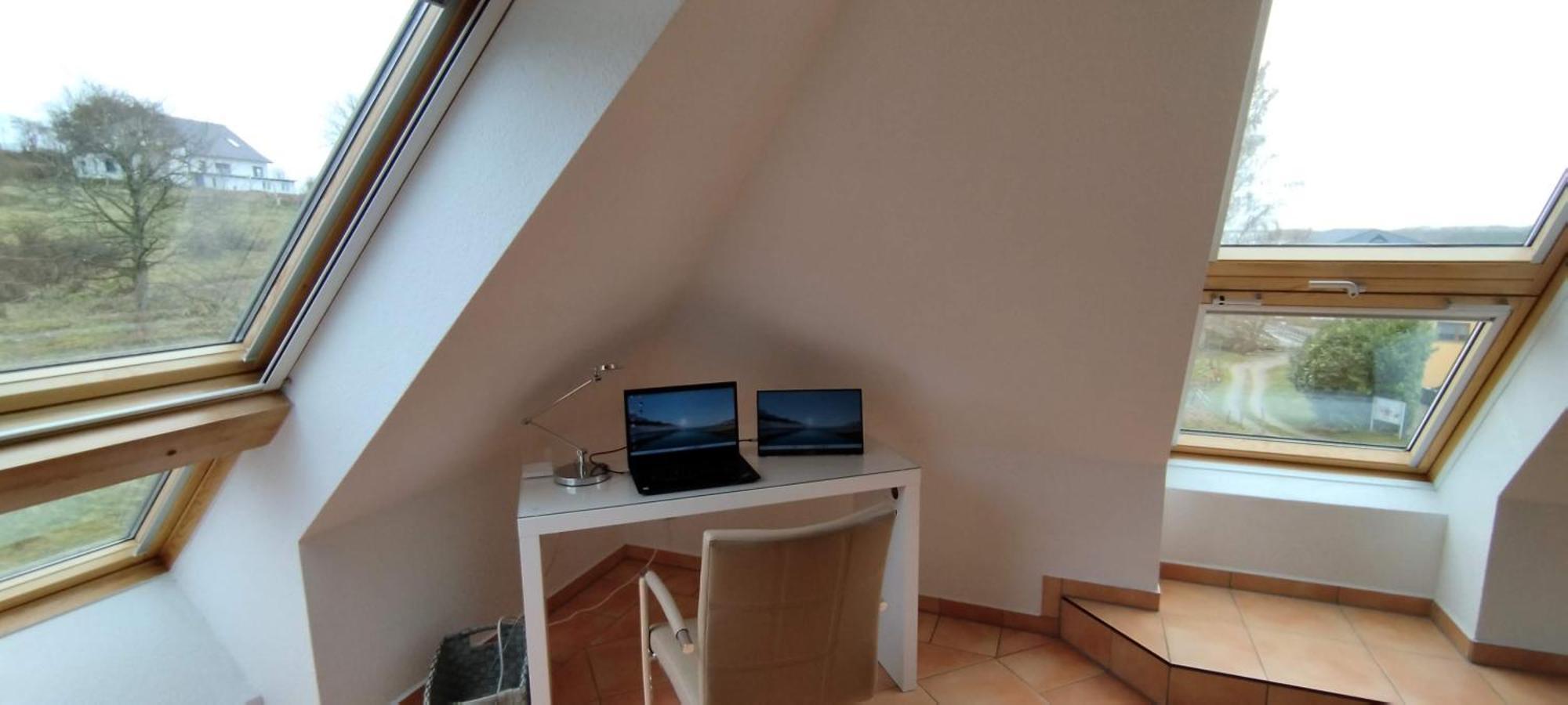 Traumblick Und Komfort - Lichtdurchflutete 85 Qm Wohnung Nahe Suedstrand Goehren Inklusive Schwimmbad Und Sauna Im Ahoi Sellin Luaran gambar